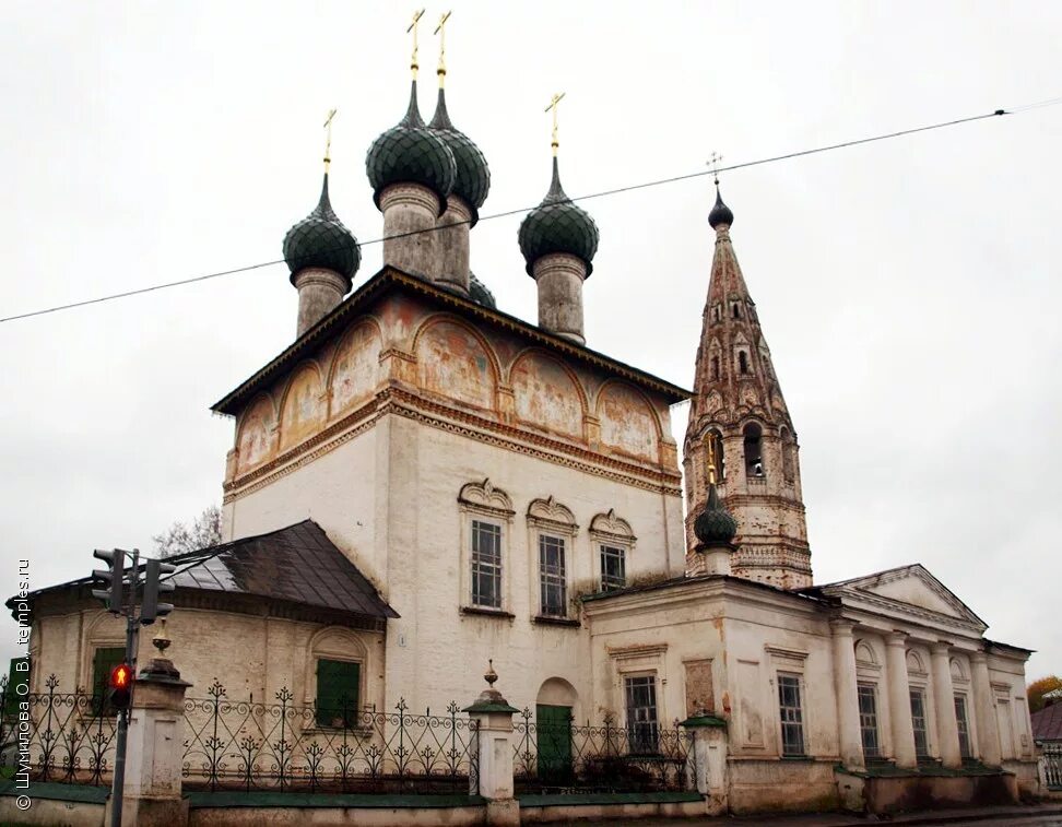 церковь где она. церковь большое вознесение у никитских ворот.