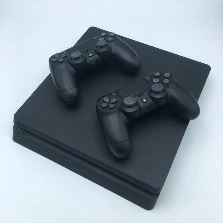 Ps4 Slim 2 джойстика. Ps4 Slim 1 TB 2 джойстика. Сони ПС 4 слим 2 геймпада. Sony PLAYSTATION 4 Slim 1tb + 2.