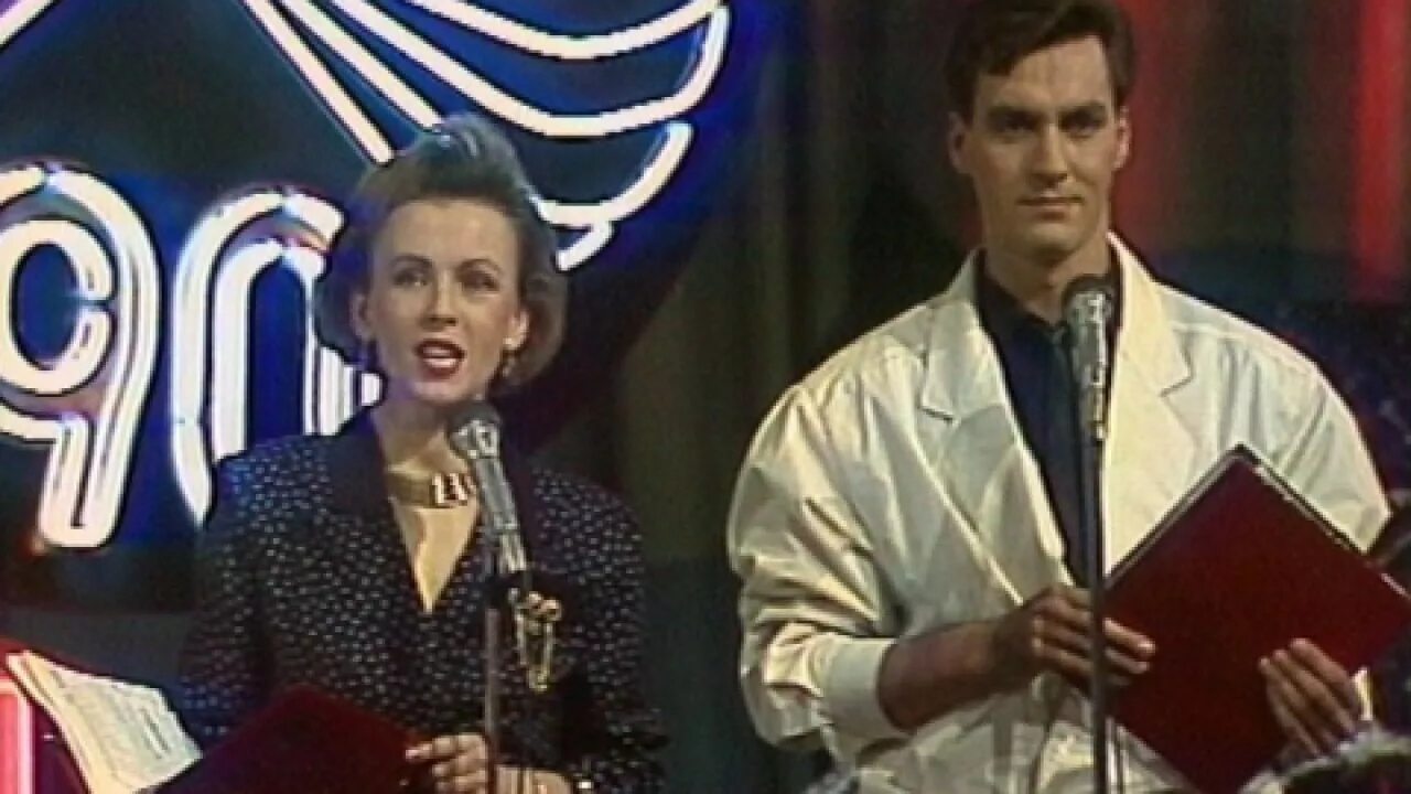Конкурс юрмала. Бурцева диктор центрального телевидения. юрмала 1988 год. юрмала 1993 победитель.
