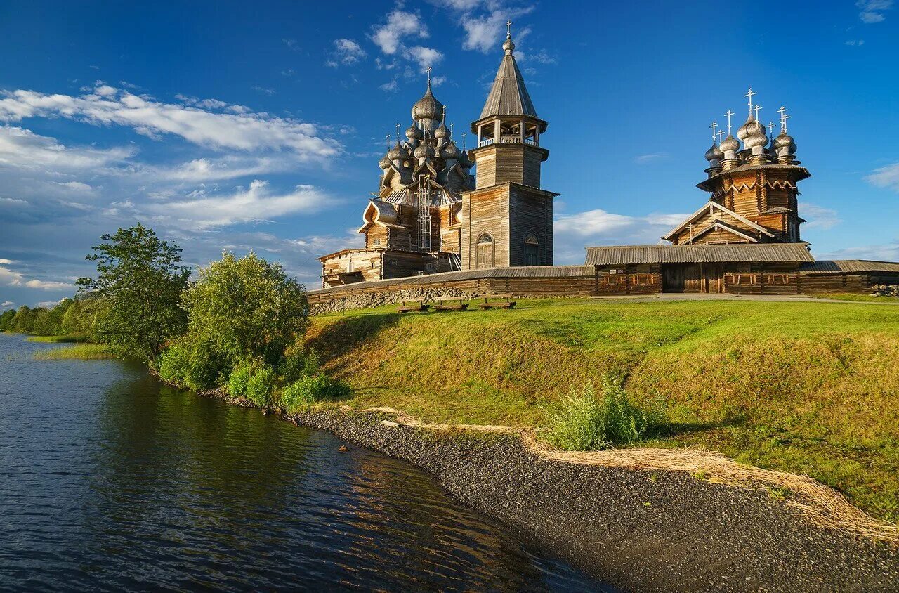 Интересные фотографии россии. Кижский Погост Карелия. Карелия Кижи Валаам. Остров Кижи Валаам. Кижи музей-заповедник.