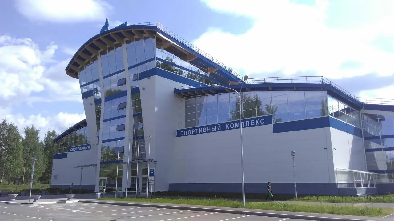 стадион морозова кировск. кировск спортивный комплекс. фок кировск ленинградской области. кировск спортивный комплекс. стадион горняк железногорск илимский.