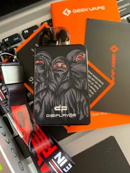 Geekvape digi q. Geek Vape Digi u Kit. GEEKVAPE Digi u картридж. Набор Geek Vape Digi-u 1000 Mah (SPACEGANG Silver). Geek Vape Digi u pod Kit картридж.