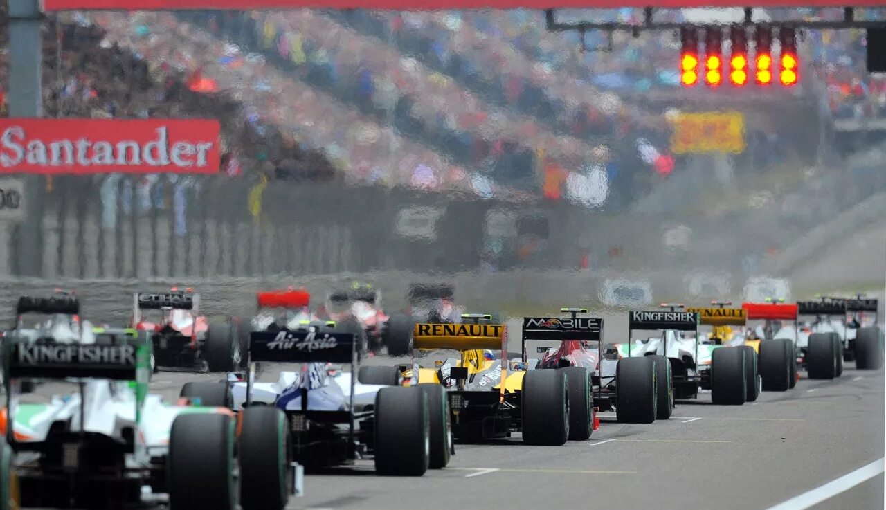 Старт 1 22. Старт f1. формула 1 старт. a1 grand prix. болиды на старте.