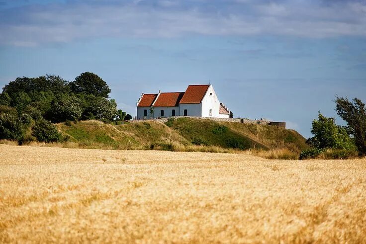 Old house in a field Abandoned farm houses, Old house, Old houses