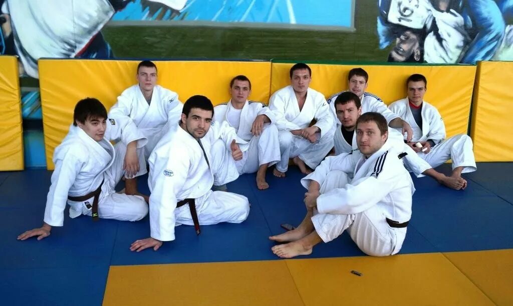 Мужество самара. Школа мужества по дзюдо в самаре рейтинг тренеров. Для учеников школы номер 1 провели урок мужества астрахань. Мужество самара. Мужество дзюдо самара.