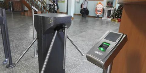 Турникет в школе