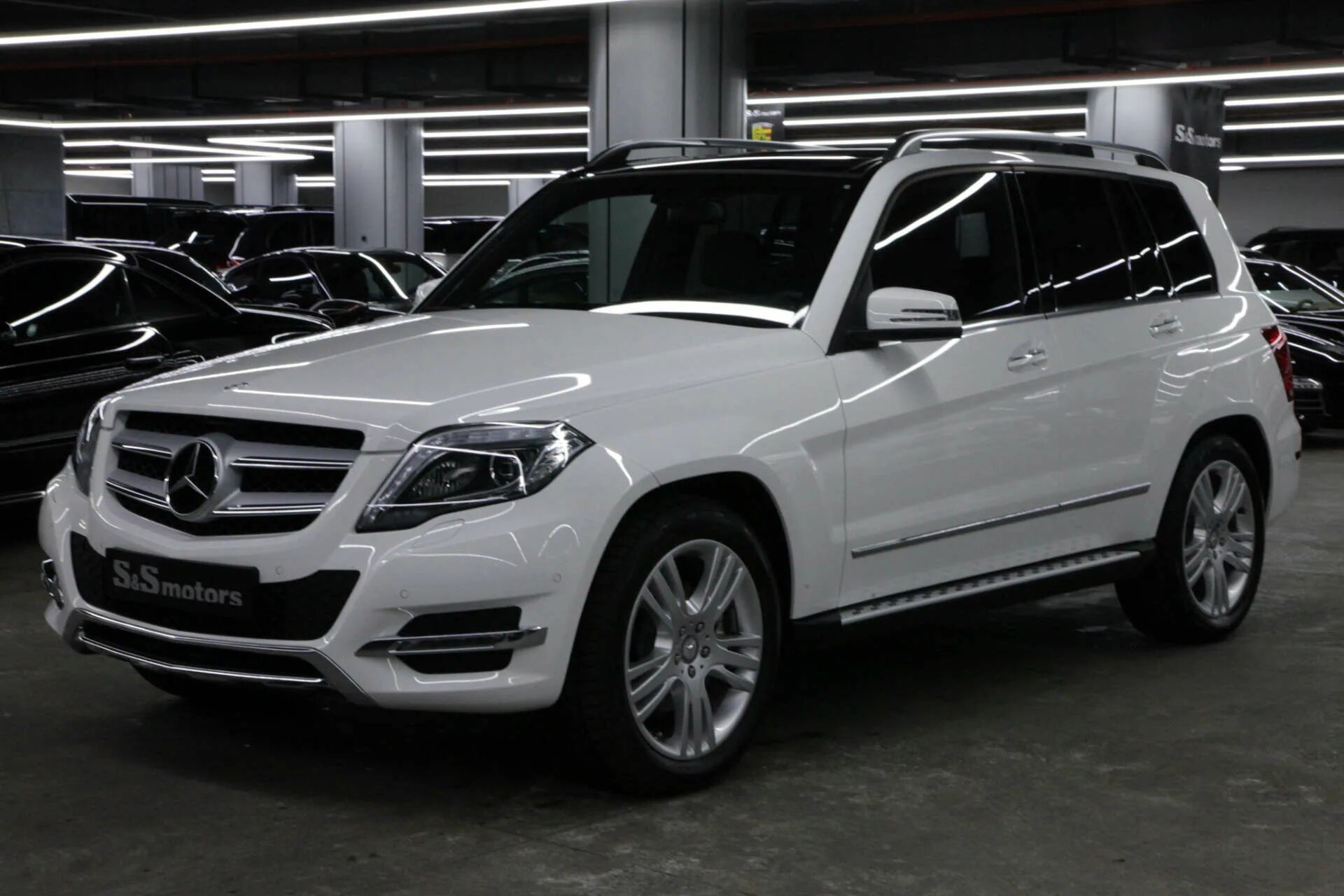 Mercedes-Benz GLK 220 CDI 4matic. Мерседес-Бенц GLK 220 CDI 4 matic. GLK 220. Mercedes Benz GLK 220. Купить глк дизель