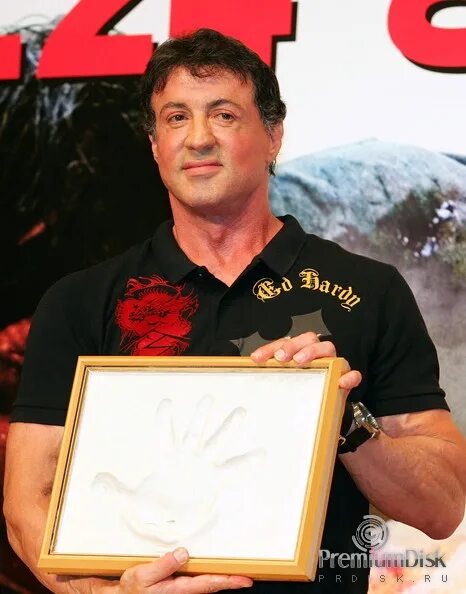 день рождения сталлоне. день рождения сталлоне. день рождения сталлоне. сильвестр сталлоне 2012. арнольд шварценеггер сильвестр сталлоне 2020.