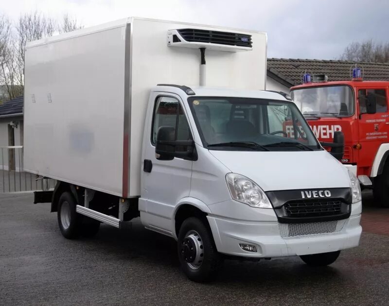 Дейли купить б у. Ивеко 70с15. Ивеко Дейли 70c15. Iveco Daily 70c15 2013г. Iveco Daily 70c15 рефрижератор.