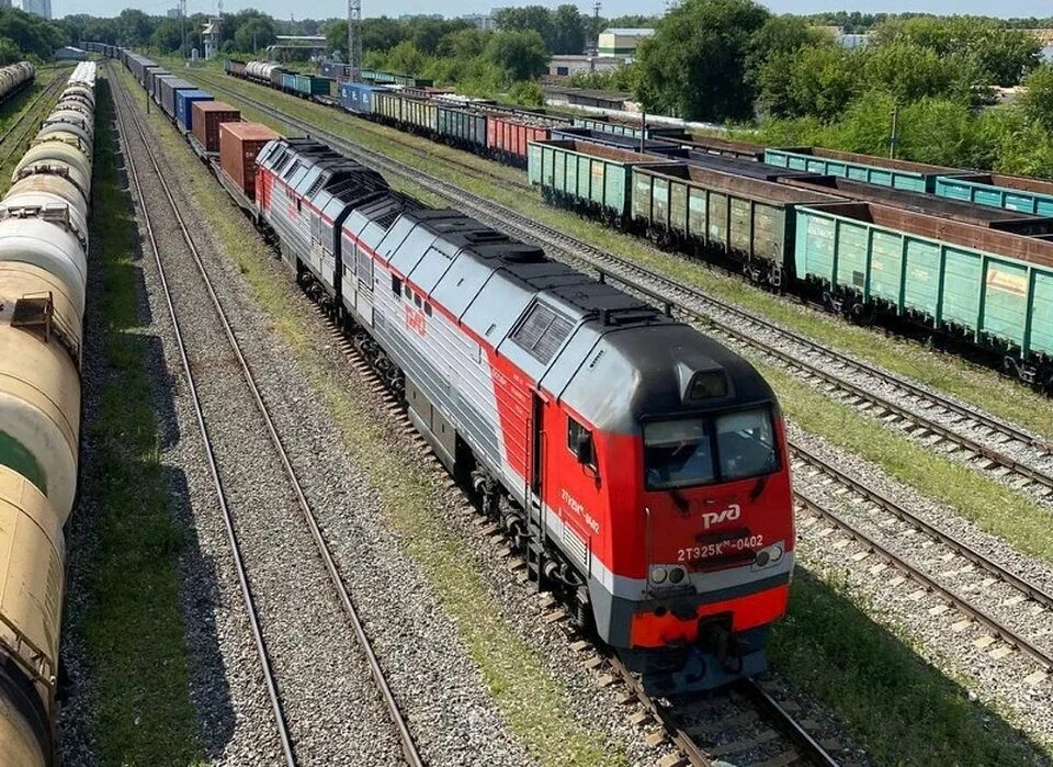 Железные дороги ульяновск. Станция Ульяновск 3. Контейнерный поезд Ульяновск. Поезда России. Поезда в Китае.