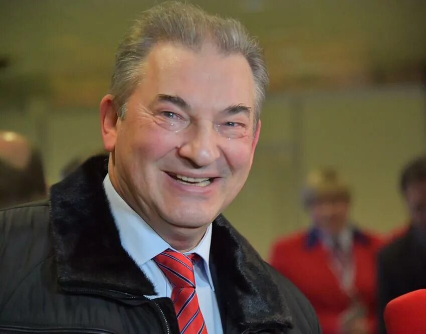 Третьяк госдума. Третьяк открыл. Владислав третьяк. Владислав третьяк семья. Кубок владислава третьяка.