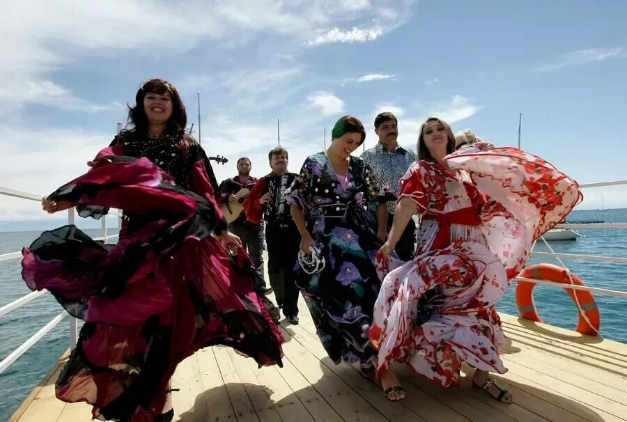 шуточные цыганские