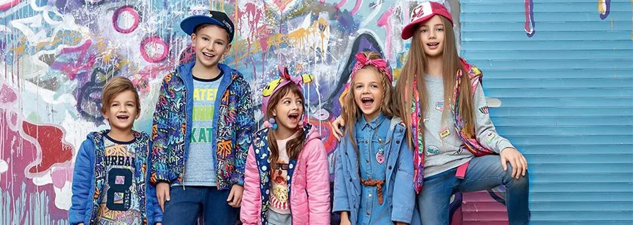 акула детская одежда реклама. магазин акула детская одежда каталог. детская одежда акция. акула детская одежда. бренд одежды acoola.