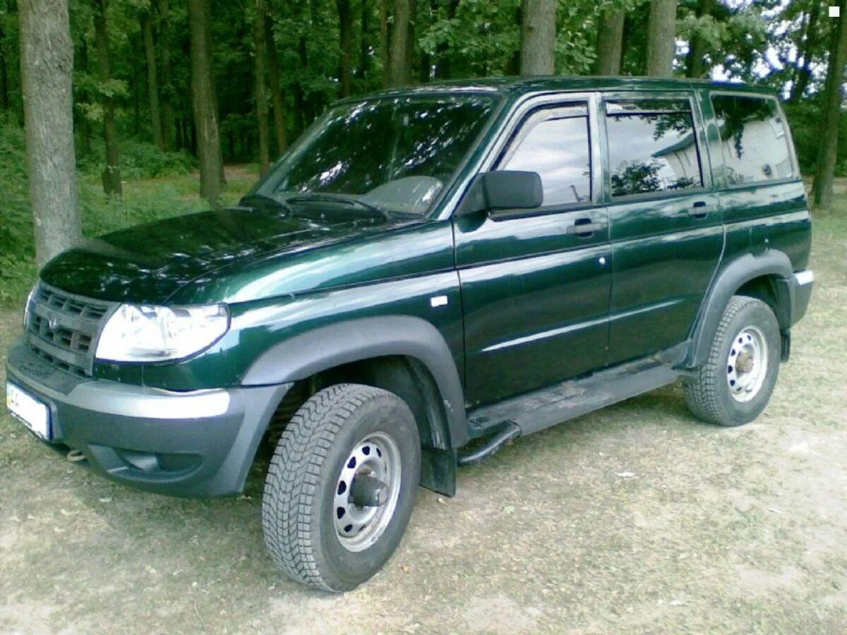 Автомобили патриот с пробегом. УАЗ Патриот 2006. УАЗ Патриот зеленый. UAZ Patriot зеленый металлик. УАЗ Патриот 2008 зелёный.