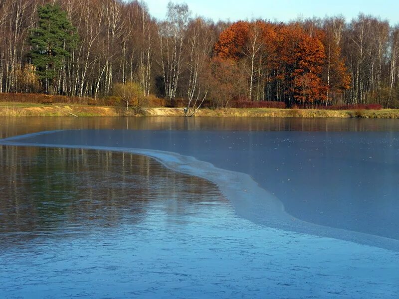 Как меняется река в разные времена года. Река в разные времена года. Два разных пейзажа. Утро уводь. Река талка.