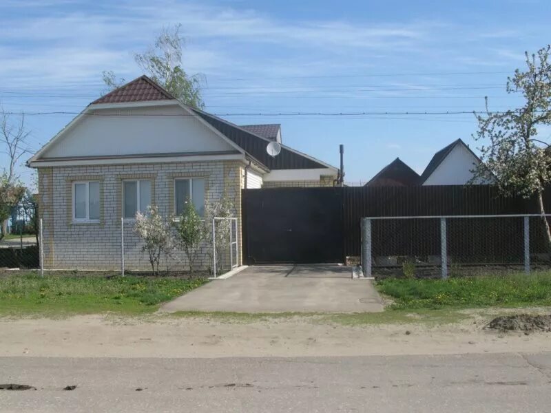 Петровск Саратовская область дом. Дом в Петровске. Дом дача Петровск Саратовская. Недвижимость Петровск Саратовская область. Авито саратовская обл продажа