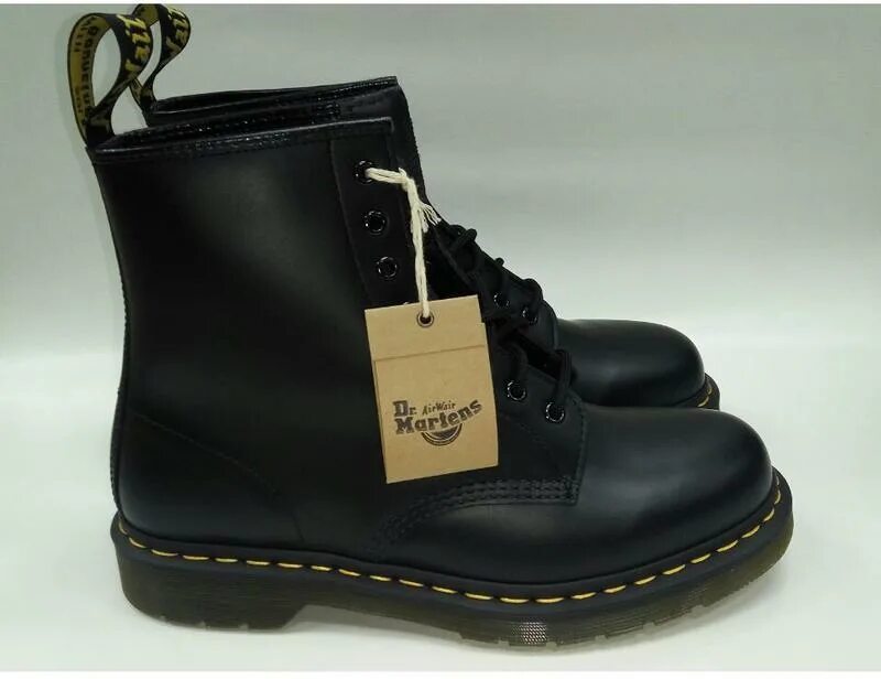 Подошва dr martens. Мартинсы 1460. Dr Martens 1460 подошва. Бирка доктор Мартинс. Dr Martens подошва оригинал.