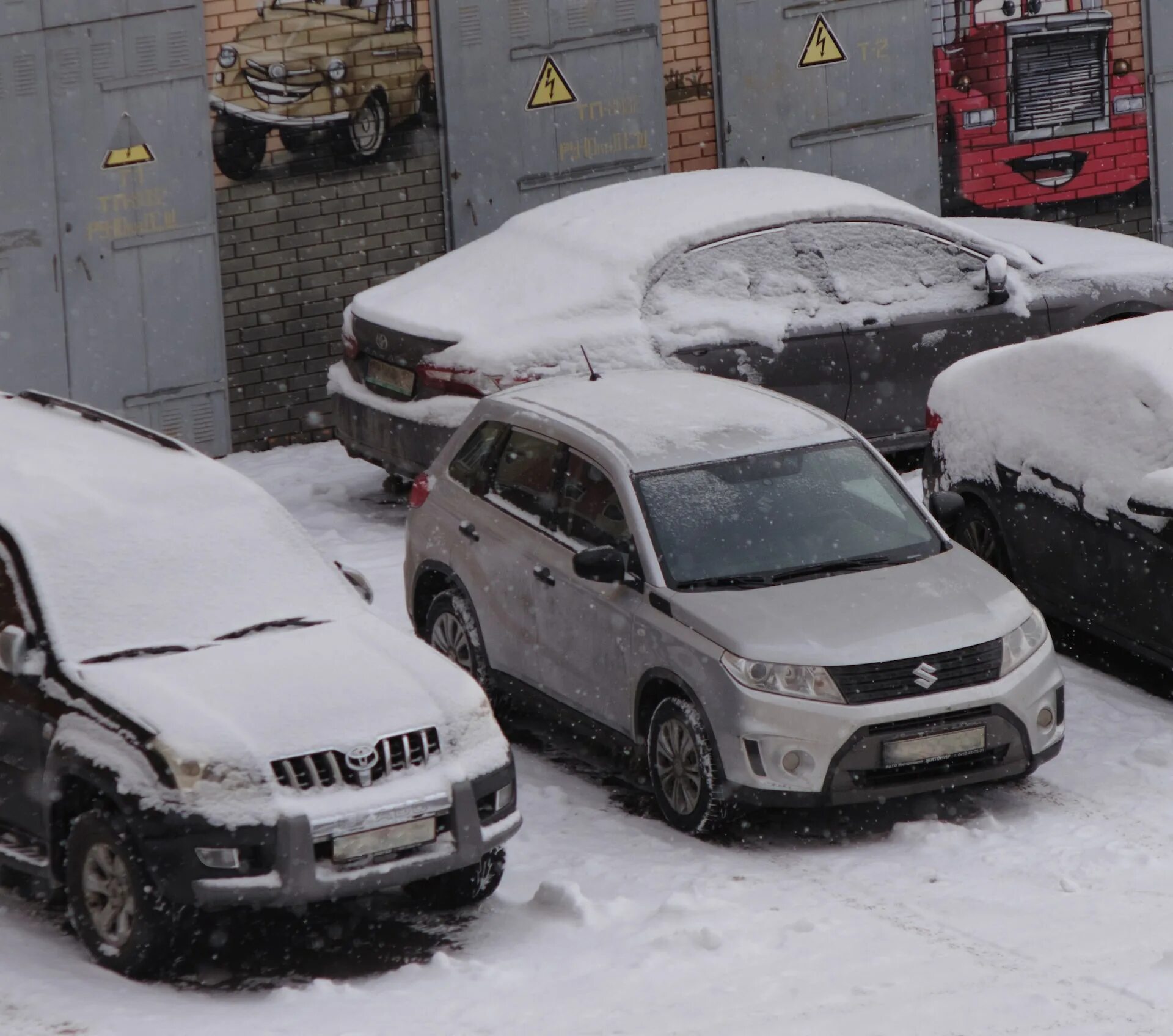 Гражданин сидоров припарковал свой автомобиль на детской. Самые опасные автопарковки.