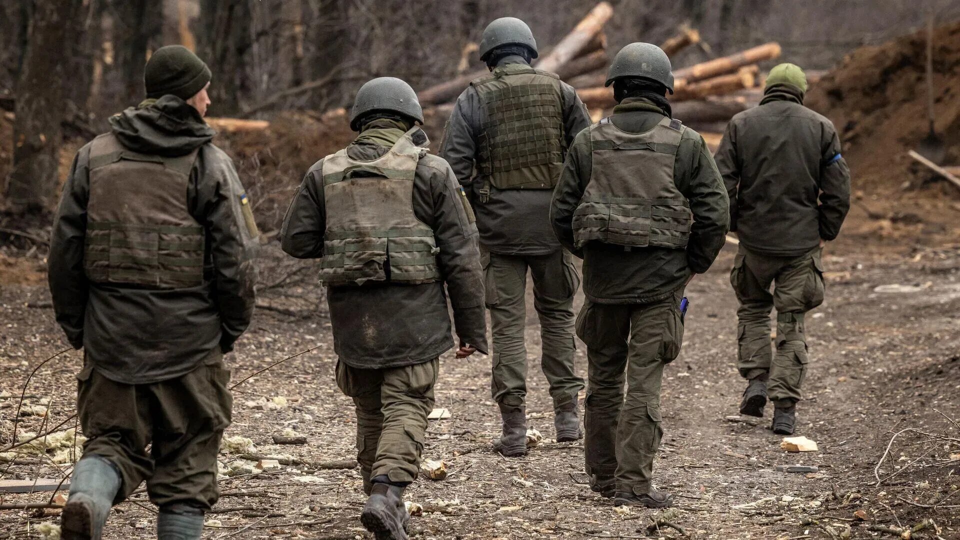 Военнослужащий попавший в плен. Российский солдат. украинские военные. убитые российские военные в плену.