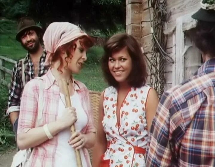 А ну ка девочка 1973. Мари экорре молодая. А ну-ка, девочка, разденься! / geh, zieh dein dirndl aus (1973). А ну ка девочка 1973. А ну-ка, девочка, разденься! (1973).