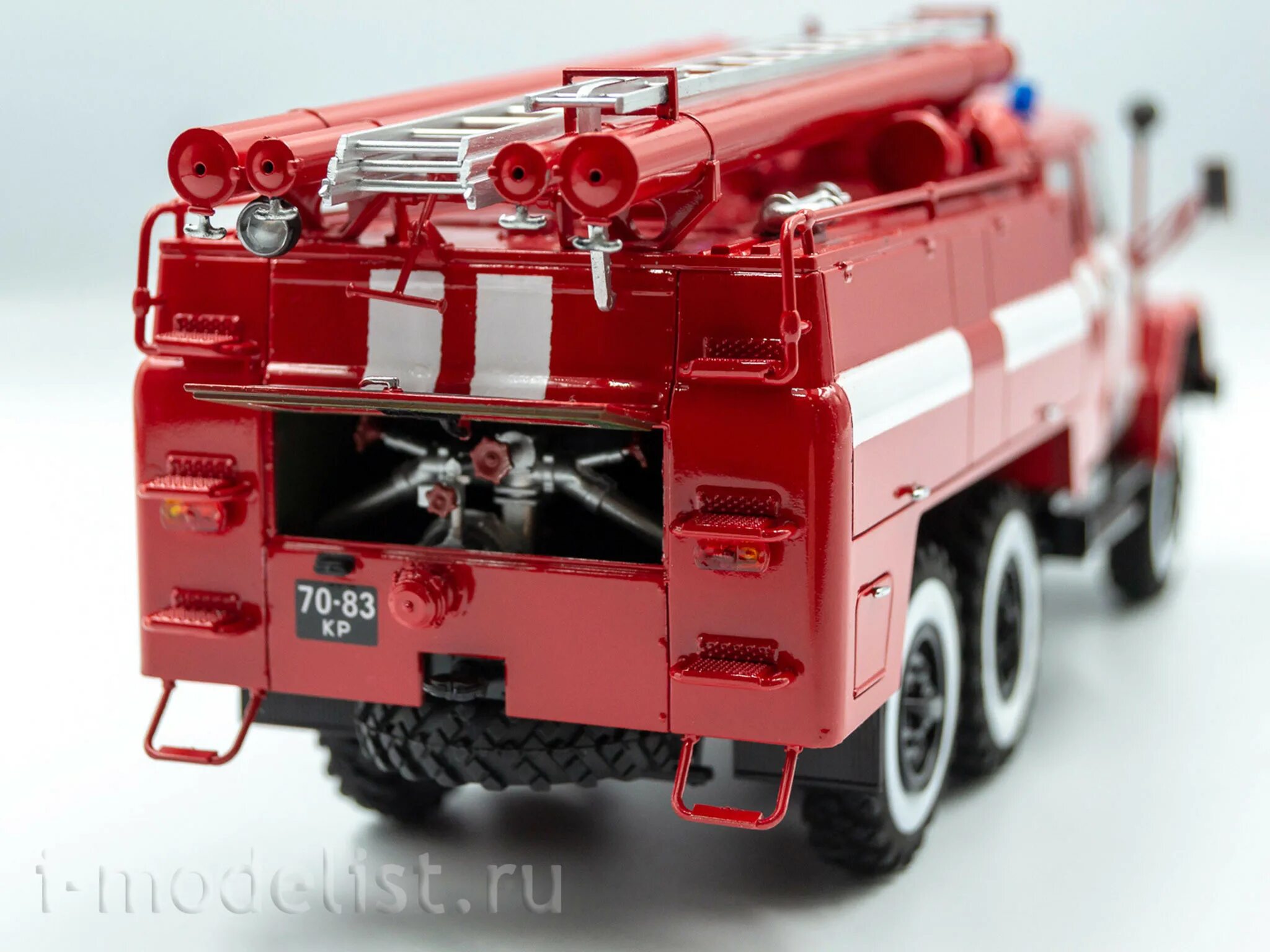 Ац-40(130)-63б (1:72). Пожарная машина сборная. Icm сборная модель ац-40-137а. Пожарная машина сборная модель звезда. Зил 130 пожарный avd.