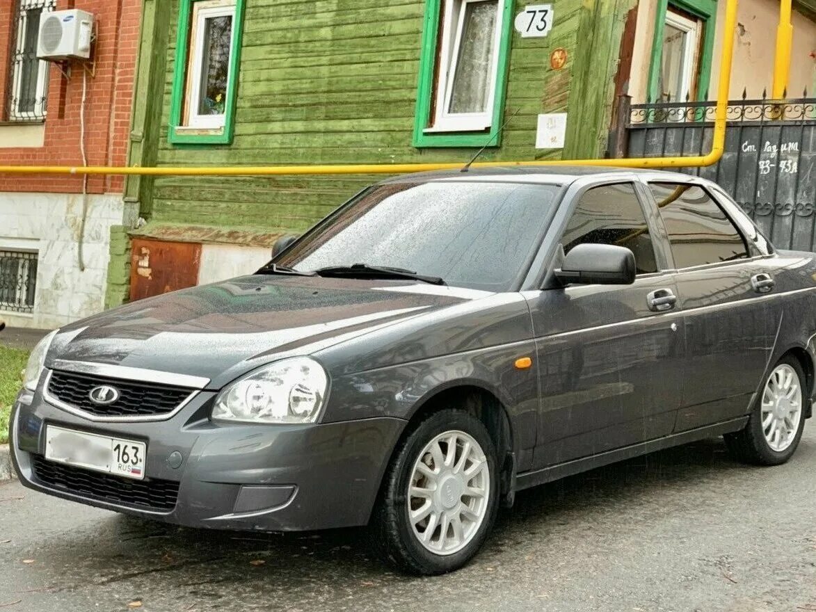 белая приора 2014г.