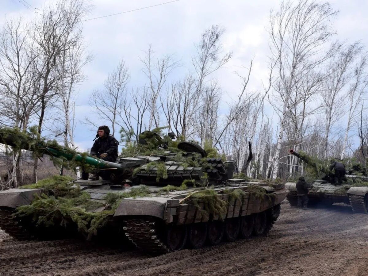 Танкисты Донбасса. Украинские танки на Донбассе 2021. Российские войска на Украине 2021. Украинцы прорвались