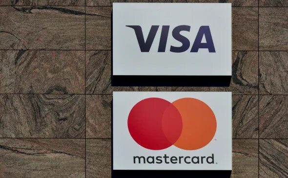 Visa в россии 2024. Visa Россия реклама. MASTERCARD реклама.