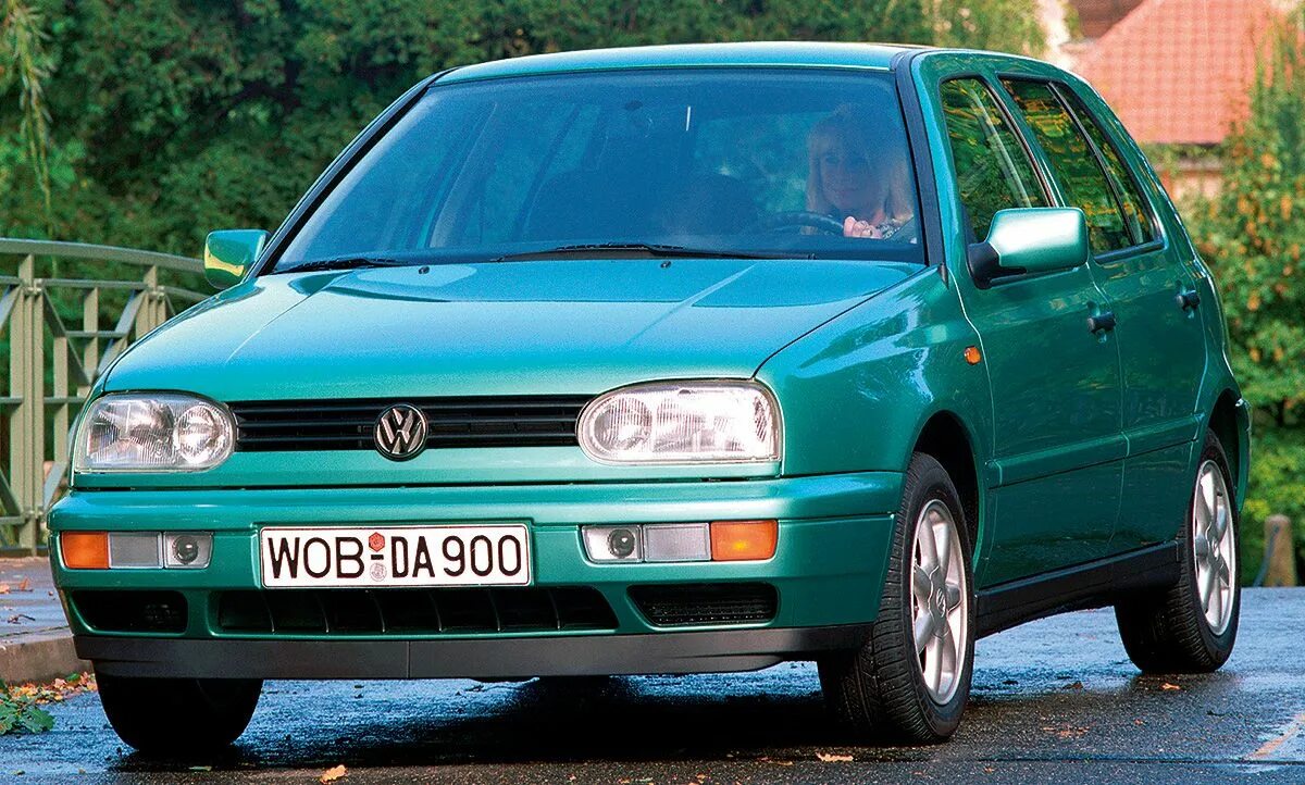 Купить фольксваген 3 дизель. Фольксваген гольф 3. Volkswagen гольф 3. Golf 3 2000. VW Golf 3 1.9.