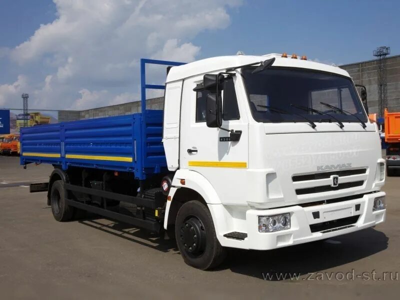 Камаз 43253 бортовой характеристики. Расход камаз 4308. Расход камаз 4308. Заправочные объемы камаз 4308 с двигателем камминз. Камаз 4308 бортовой.