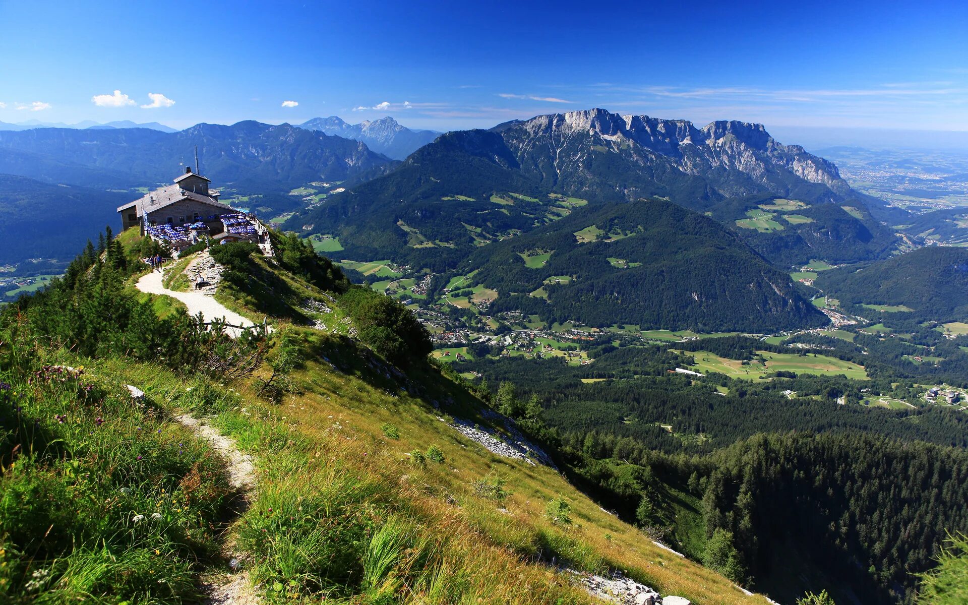 Орлиное гнездо Альпы Бавария. Гора Цугшпитце в Германии. Бавария предгорья Альп. Цугшпитце (Баварские Альпы). Какие горы на территории германии