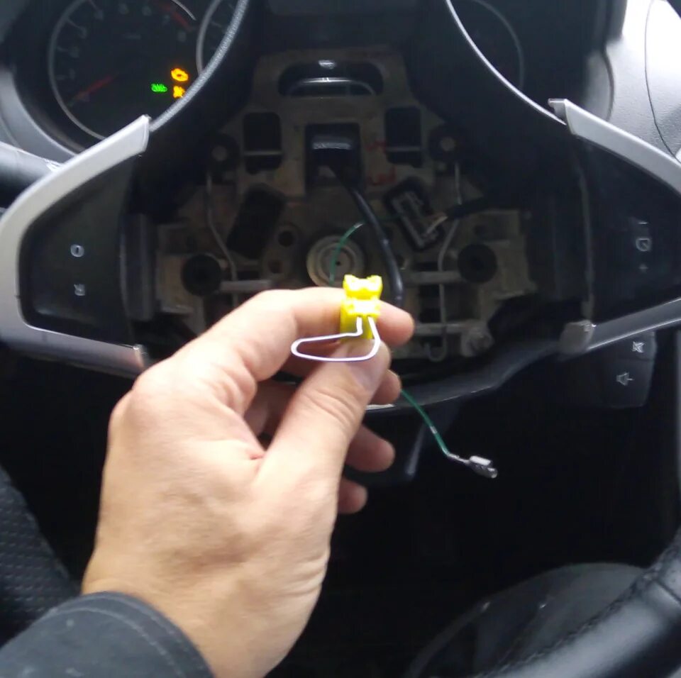 Не горит индикатор подушки безопасности - форум Ford Focus