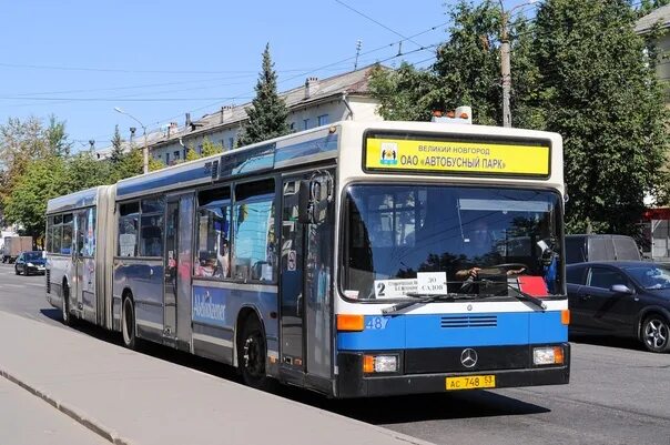 12 автобус новгород. Автобусный парк великий новгород. автобус 2 великий новгород. автобусный парк великий новгород 4. оао автобусный парк великий новгород.
