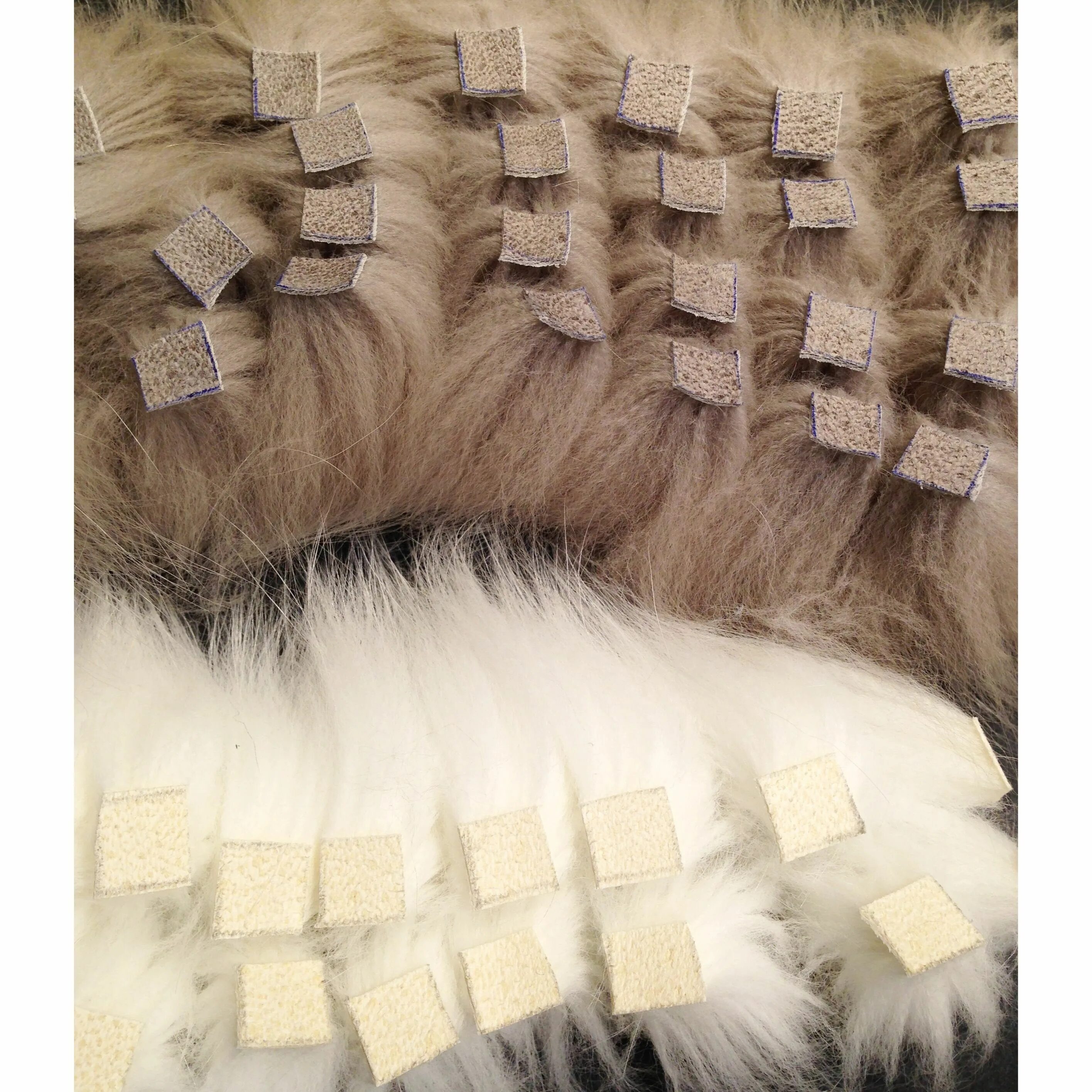 Лекала для шуб. Домашние тапочки сапожки 38 размера выкройка. Удлиненный жилет искусственный мех. Как пошить из меха. Сшить детские чуни из меха своими руками выкройки.