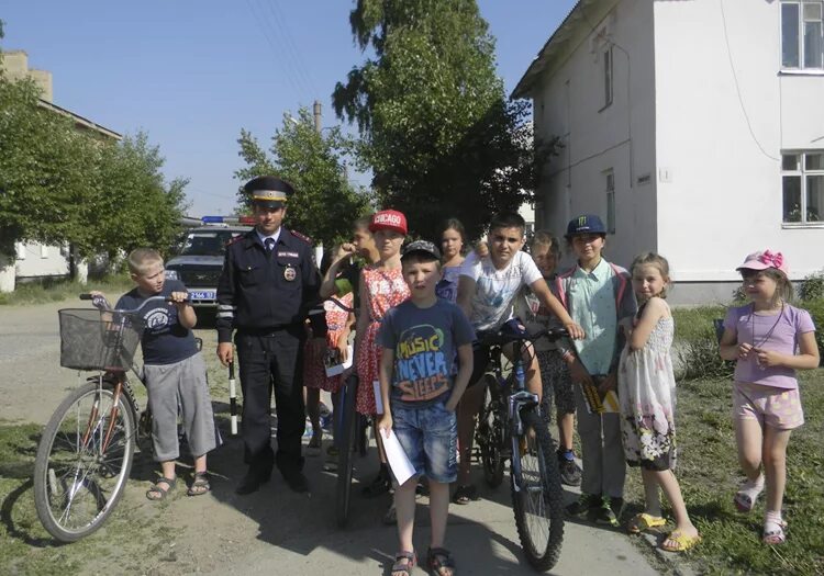 Погода каменск бурятия кабанский. Фестиваль ТОС В Кабанске. Велосипед в Кабанске. Киностудия в Каменске Кабанского района Бурятия. РБ Кабанский район Каменск Теплосбыт.