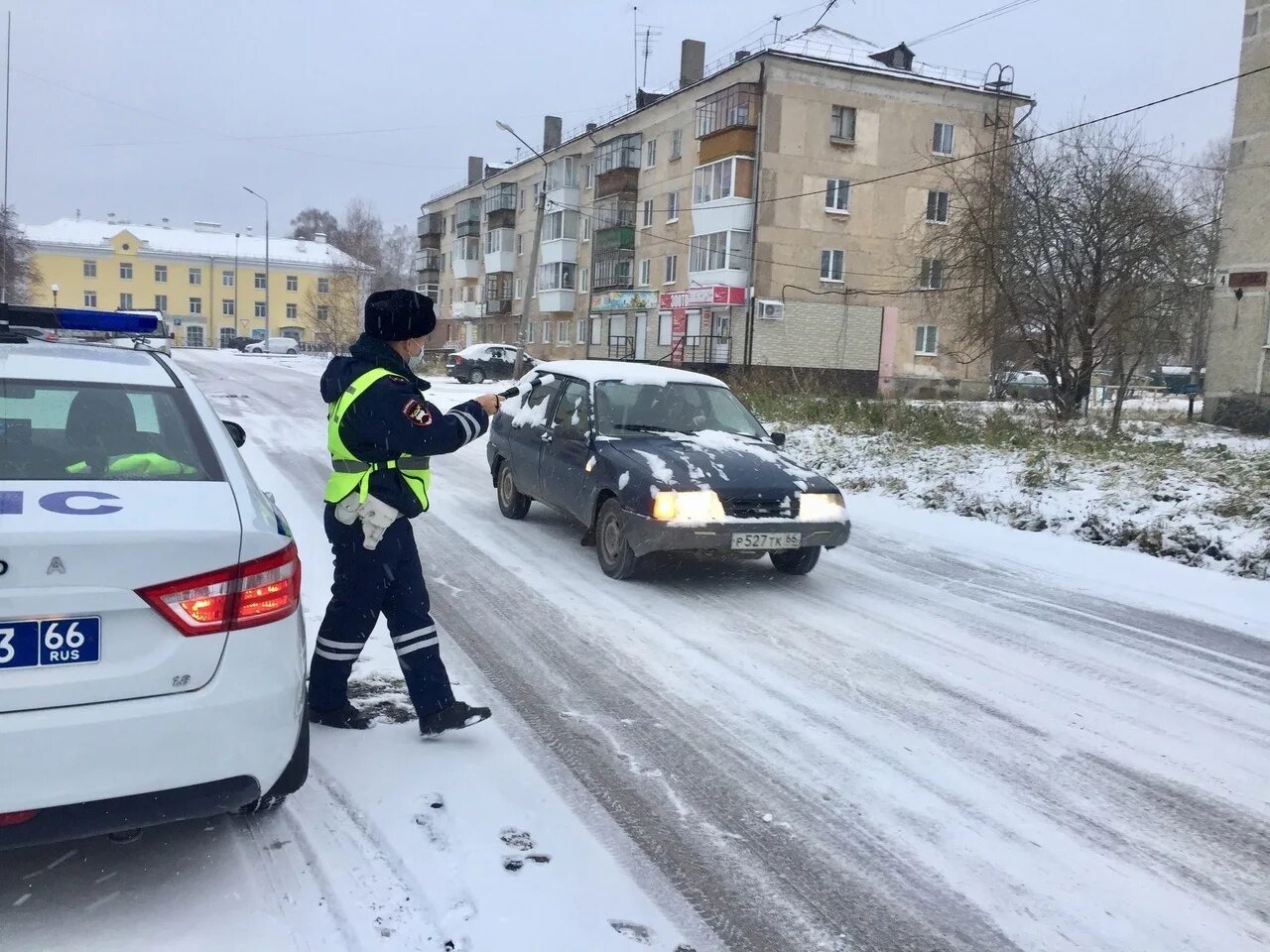 ДПС Полевской 2023. ДПС Полевской. ГИБДД Полевской. Сотрудники ГИБДД Полевской.