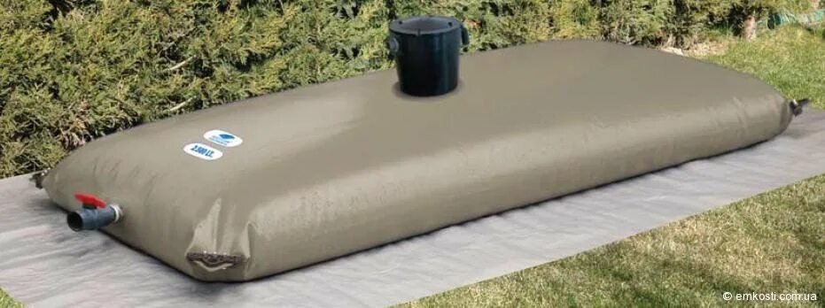 Бак пвх. Мягкие топливные баки. Гибкая бак. Мягкие емкости для топлива. Бак для душа 200.