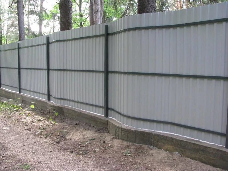 заборы закрывающие профнастил. забор из профнастила. заборы закрывающие профнастил. необычный забор из профнастила. откатные ворота бастион pi 130.