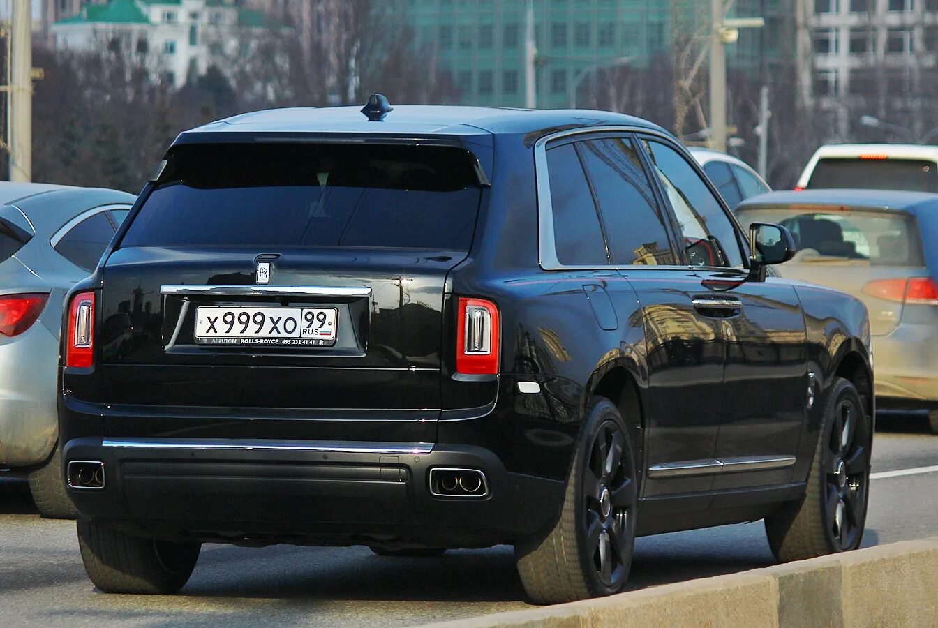 Какой номер 99. 999 99 Rolls Royce. Rolls-Royce Cullinan 999 99. М999мм99 Rolls Royce. Rolls Royce х999хо 99.