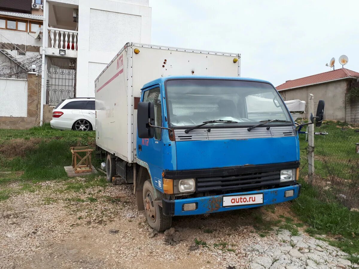 Митсубиси fuso 1990. Кантер 1990 года. Воровайка мицубиси фусо 1990 год. Митсубиси кантер 1990 фургон. Mitsubishi fuso canter 1990.