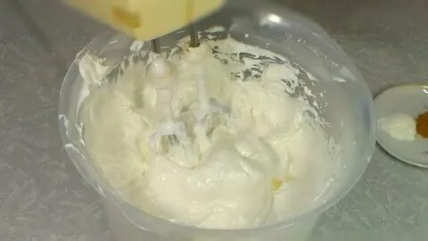 Сколько взбивать белки для безе