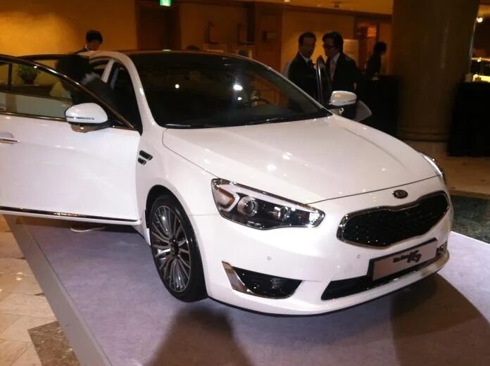 KIA K 7 На газу с завода. - KIA Rio X-Line, 1,6 л, 2018 года просто так DRIVE2