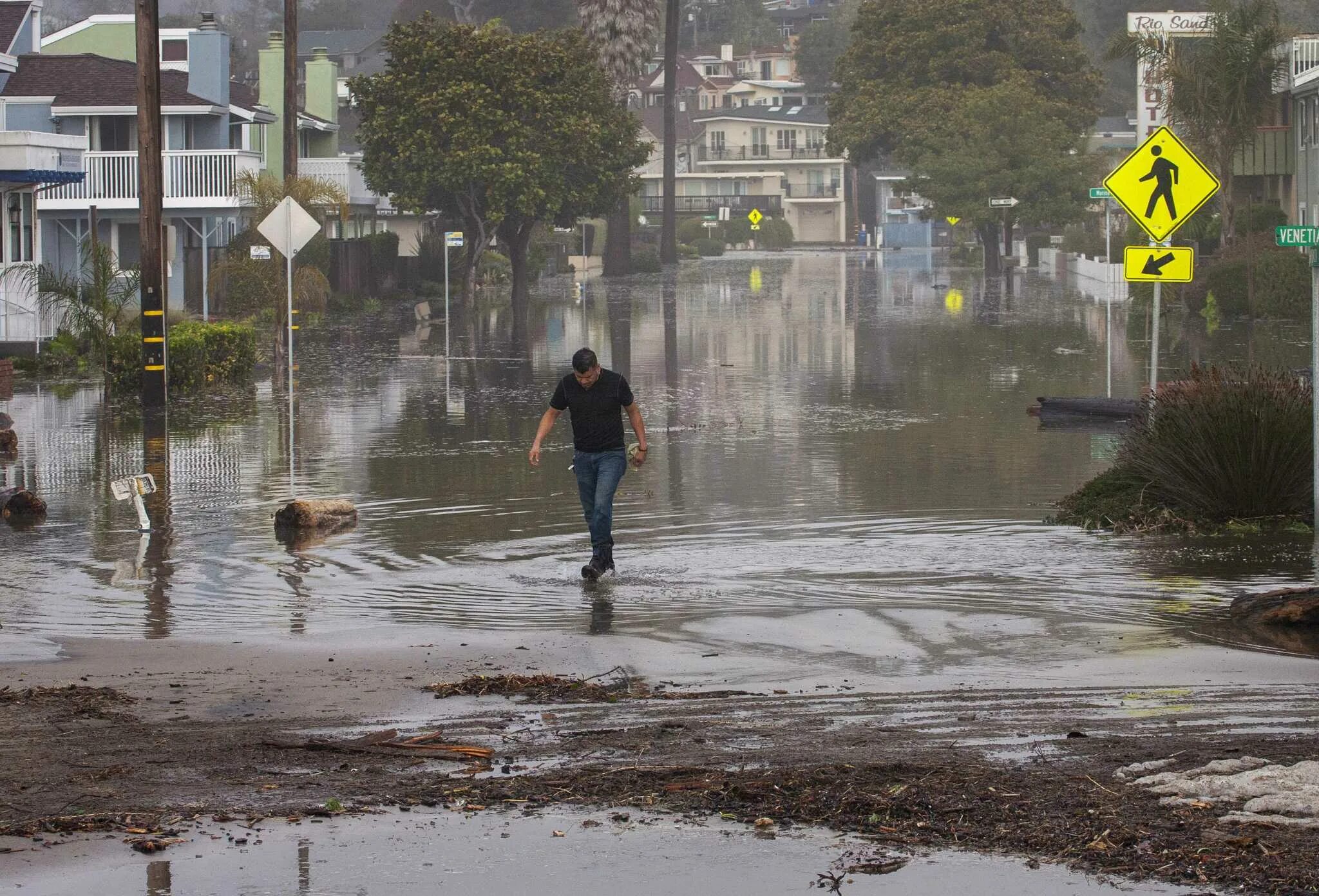 Наводнение в Китае. Калифорния наводнение 2023. Дождь в Китае. Наводнение в Калифорнии январь 2023. Rain damage