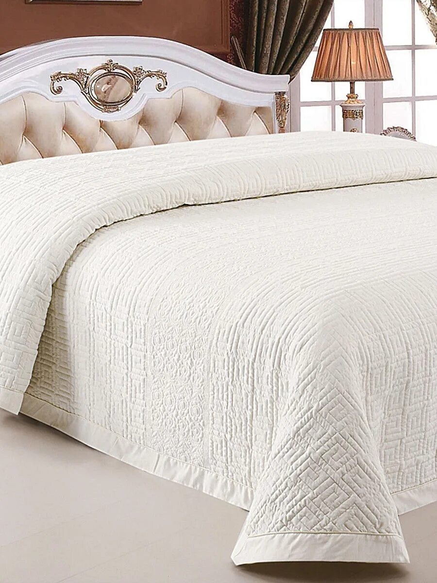 атласное одеяло для спальни. покрывало arya 230x250 - 2x(50x70+5) vurla. покрывало soft line 240 х 260 см. покрывало с рюшами. покрывало на кровать в спальню.