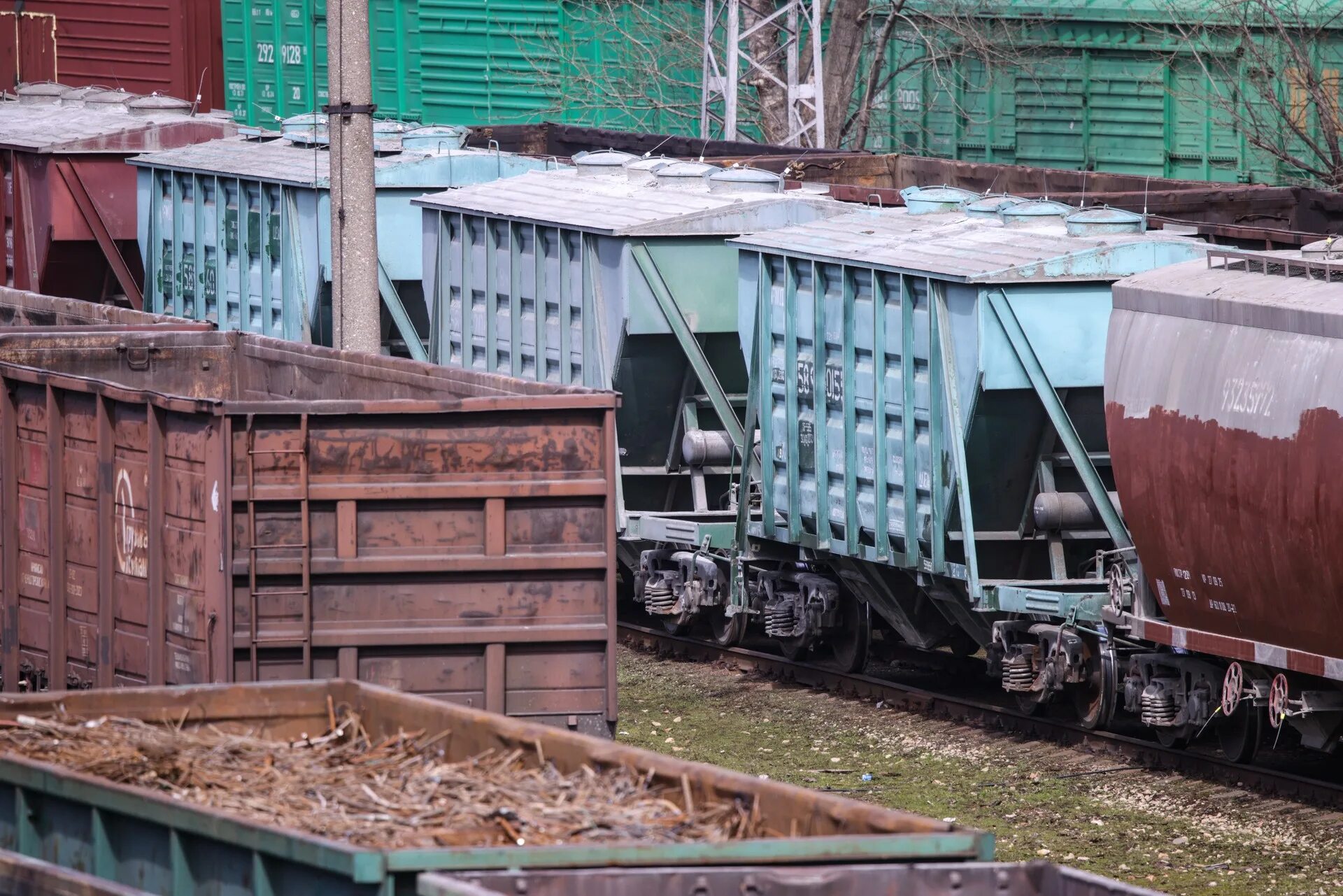 Следующим транзитом. Погрузка РЖД. Зима погрузка вагонов на белорусской ЖД. Белоруссия погрузка. Транзит санкционных грузов в Россию.