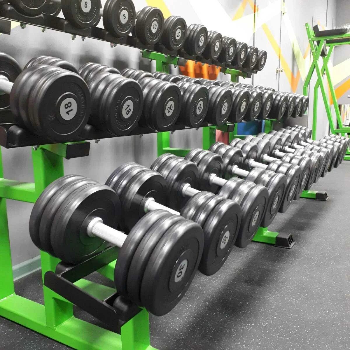 Фитнес клуб красноярск. Фитнес центр левел ап. Фитнес центр гараж в красноярске северная. Экселент фитнес центр красноярск. Колизей тренажерный зал красноярск.