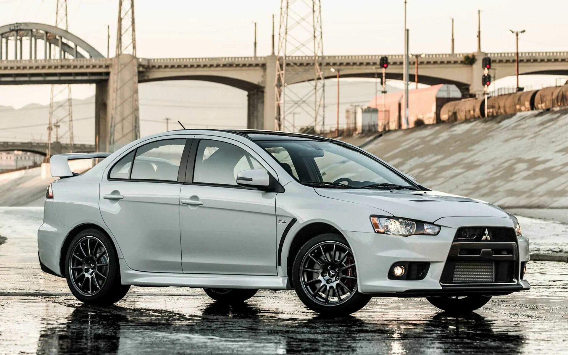 Купить mitsubishi lancer б у. Mitsubishi Lancer Evolution 10 Final Edition. Mitsubishi Lancer Evolution 10 2015. Mitsubishi Lancer 2016. Митсубиси Лансер 2020.