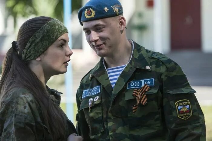 Стоит ли служить по контракту