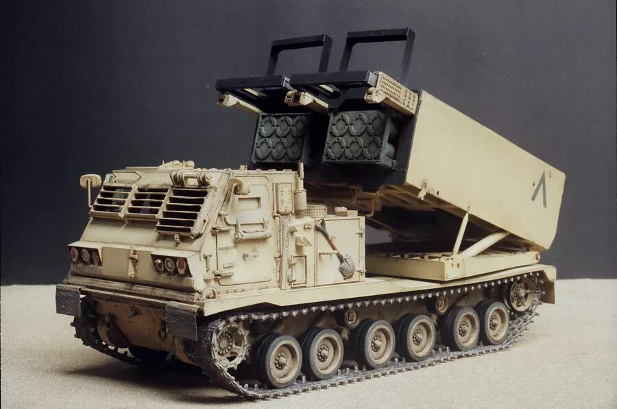 Рсзо раст. M270 mlrs инфографика. Рсзо atacms. Кд млрс. Рсзо сша m270 mlrs.