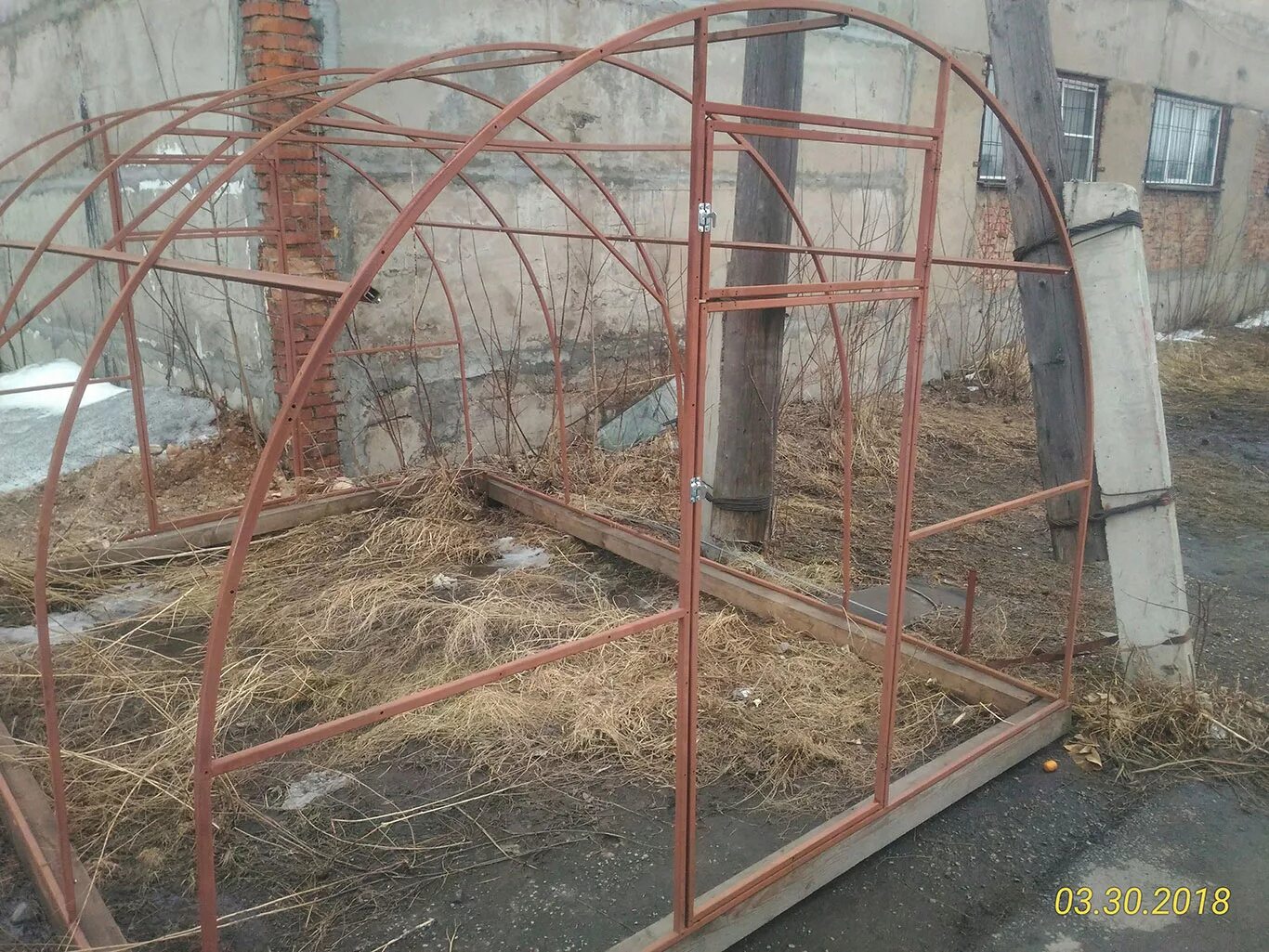 Каркас бу. Каркас бу. Металлокаркас из круглой трубы. Каркас ангара из швеллера. Теплица кузбасская усиленная.